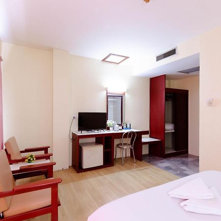 Chumphon Palace Hotel Zewnętrze zdjęcie