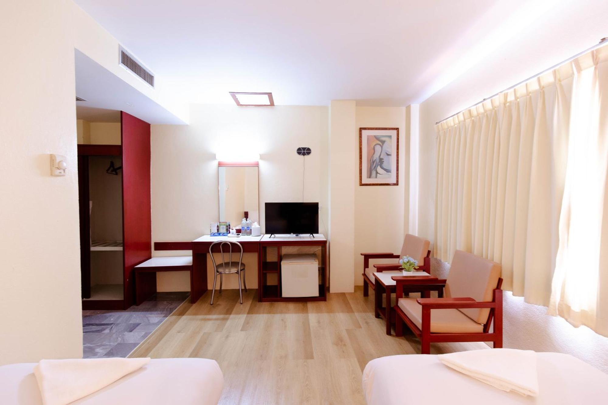 Chumphon Palace Hotel Zewnętrze zdjęcie
