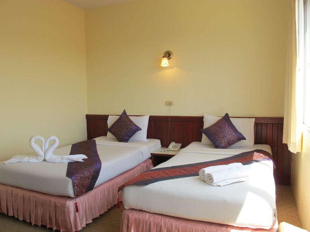 Chumphon Palace Hotel Zewnętrze zdjęcie