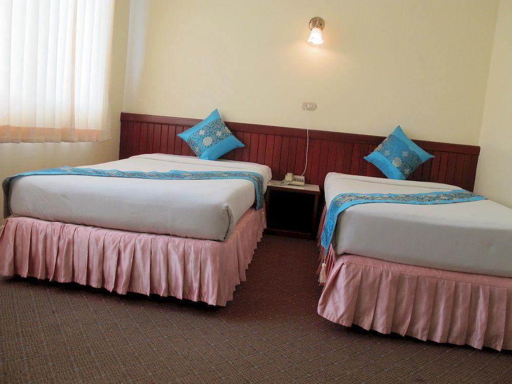 Chumphon Palace Hotel Zewnętrze zdjęcie